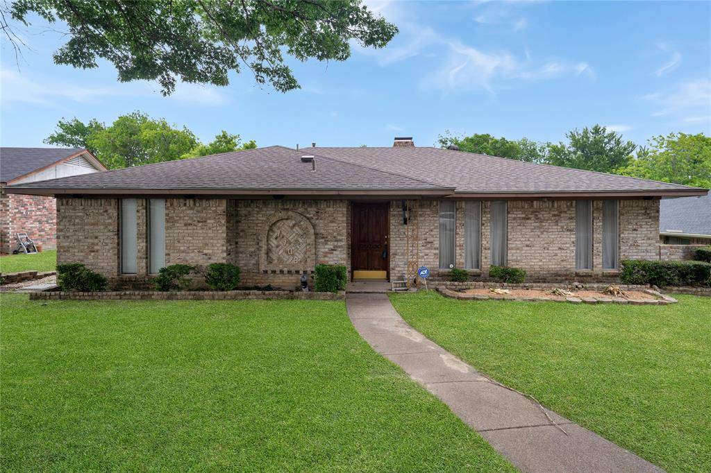 7708 Los Alamitos Drive, Dallas, TX 75232