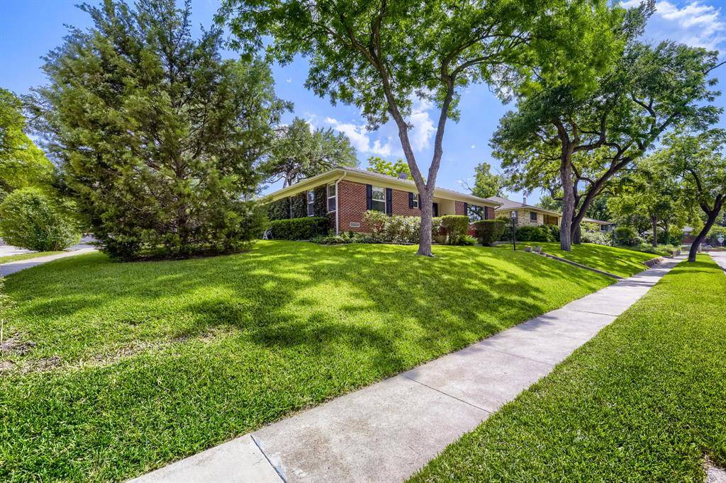 11016 Lippitt Avenue, Dallas, TX 75218