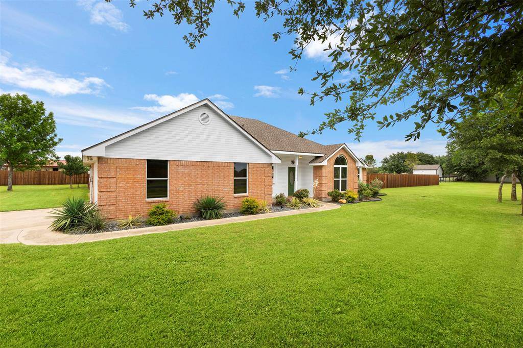123 Catawba Road, Waxahachie, TX 75165