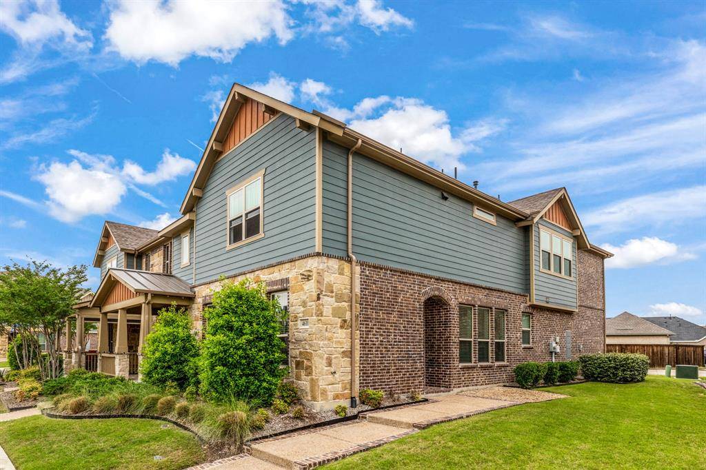 4611 Smokey Quartz Lane, Arlington, TX 76005