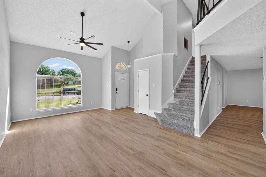 10836 Tall Oak Drive, Fort Worth, TX 76108