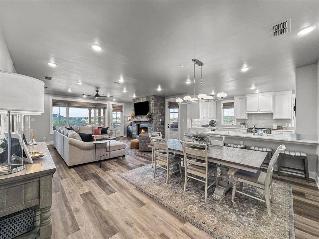 1673 Scenic Drive #203, Graford, TX 76449