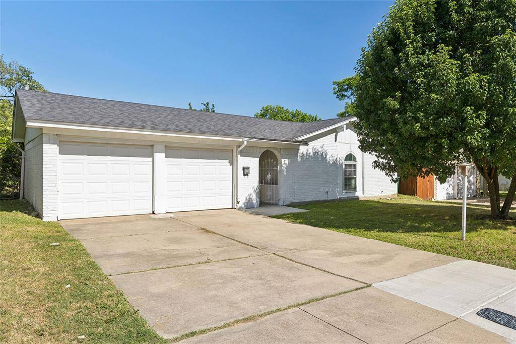 6609 Vega Drive, Fort Worth, TX 76133