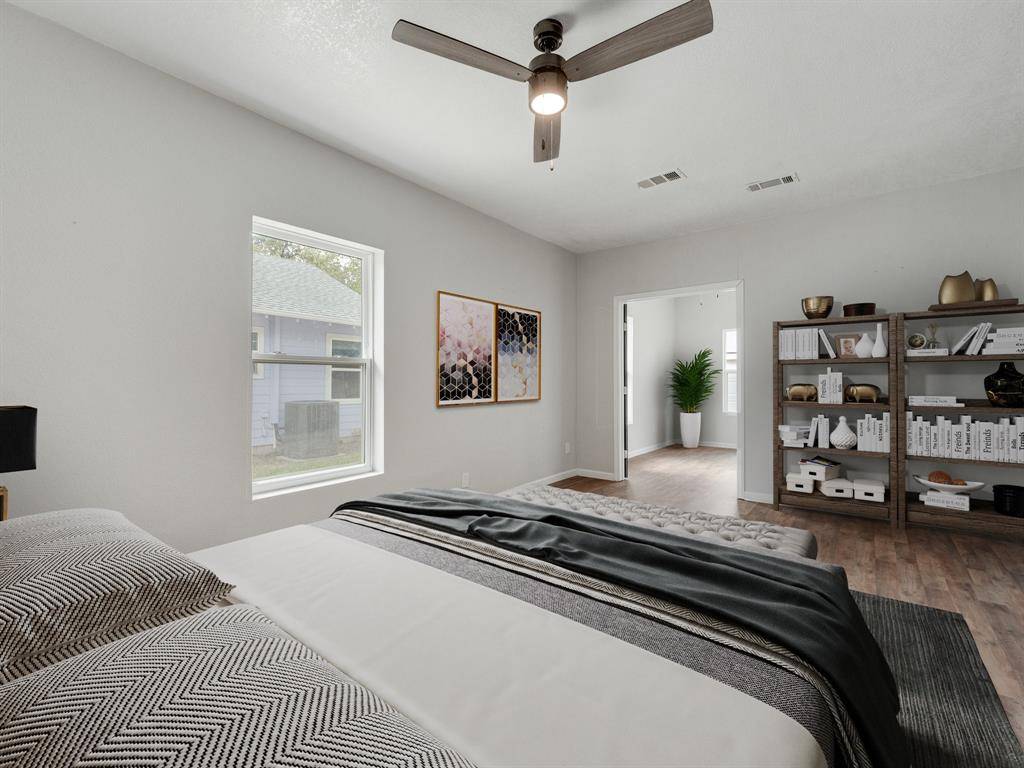403 S Marlborough Avenue, Dallas, TX 75208
