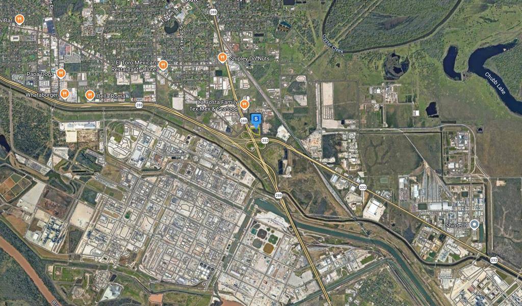 1005 Brazosport Boulevard, Clute, TX 77531