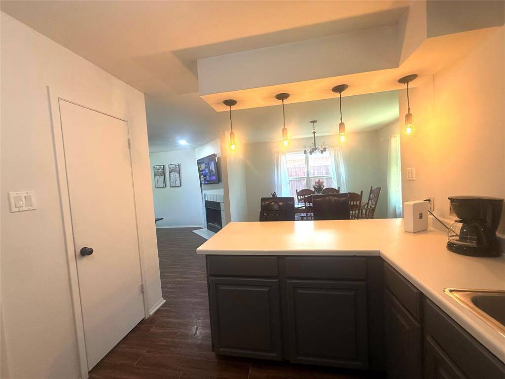 1212 Eagle Lake Drive, Azle, TX 76020
