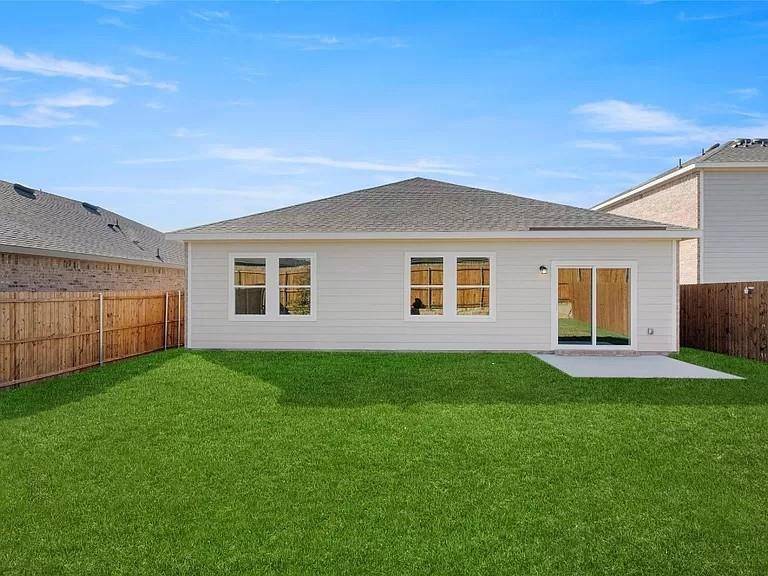 8336 Hawkview Drive, Fort Worth, TX 76179
