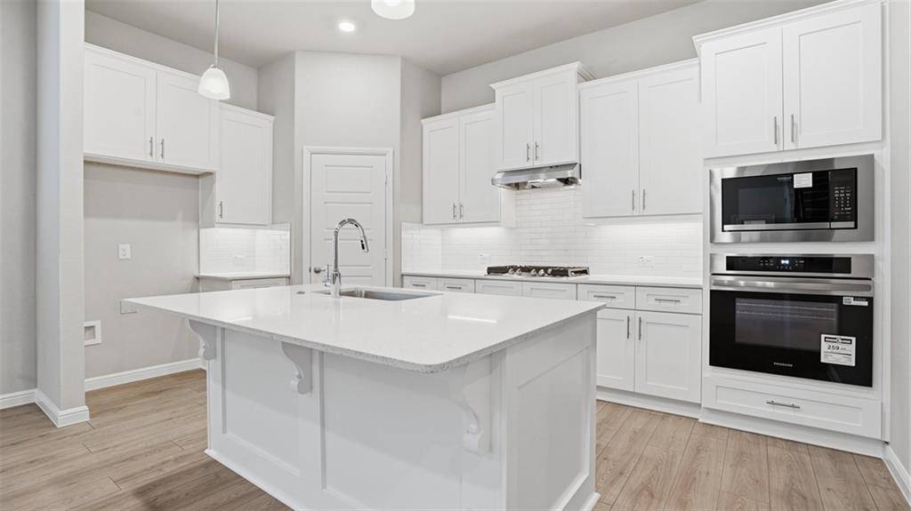 741 CELESTIAL Way, Fort Worth, TX 76008