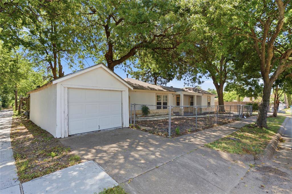 1143 Newport Avenue, Dallas, TX 75224