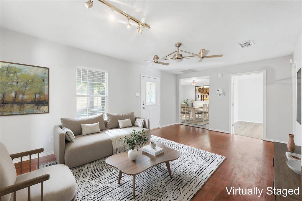 1143 Newport Avenue, Dallas, TX 75224