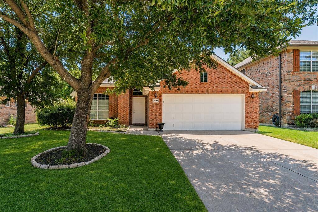 2755 Honey Suckle Drive, Grand Prairie, TX 75052