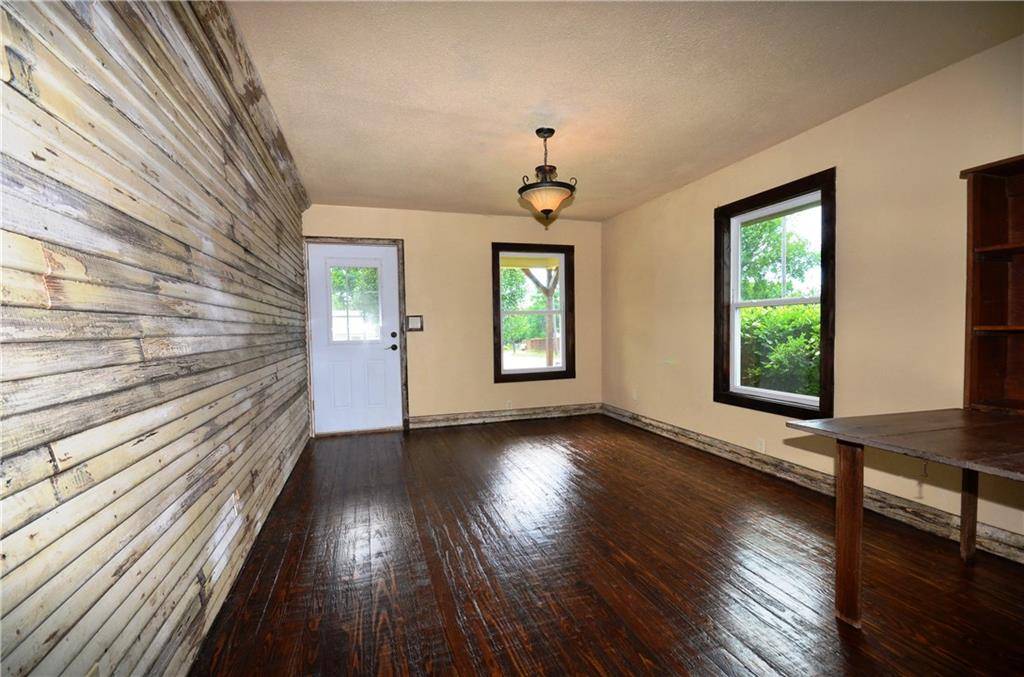 1421 N Cleveland Avenue, Sherman, TX 75090