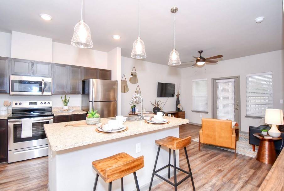 4800 W Illinois Avenue #3220, Dallas, TX 75211