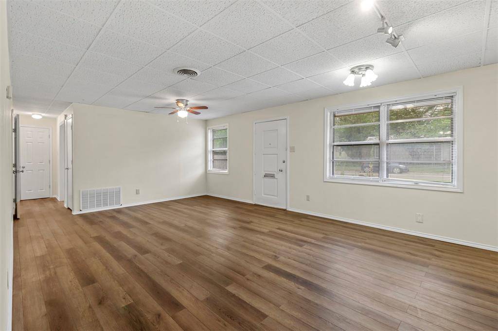 2116 Andover Street, Fort Worth, TX 76114