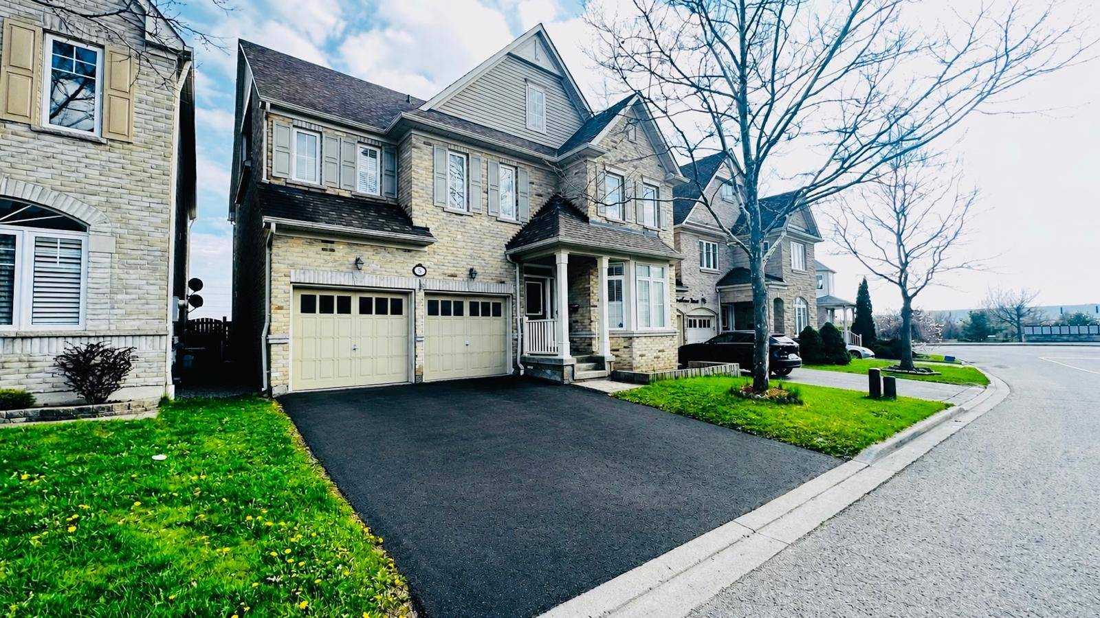 5 Southam ST, Ajax, ON L1Z 1R6
