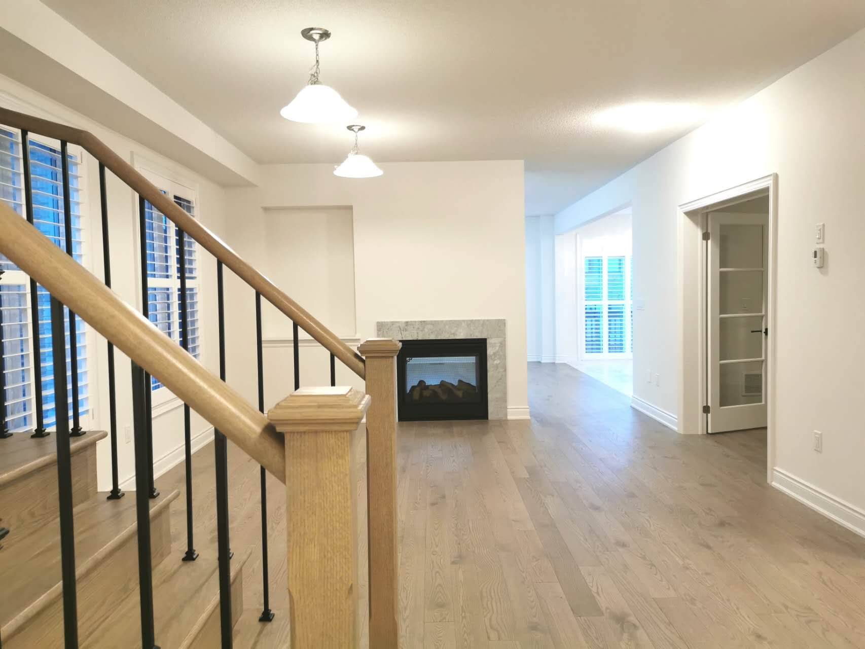 33 Terrain CT, East Gwillimbury, ON L9N 0T2