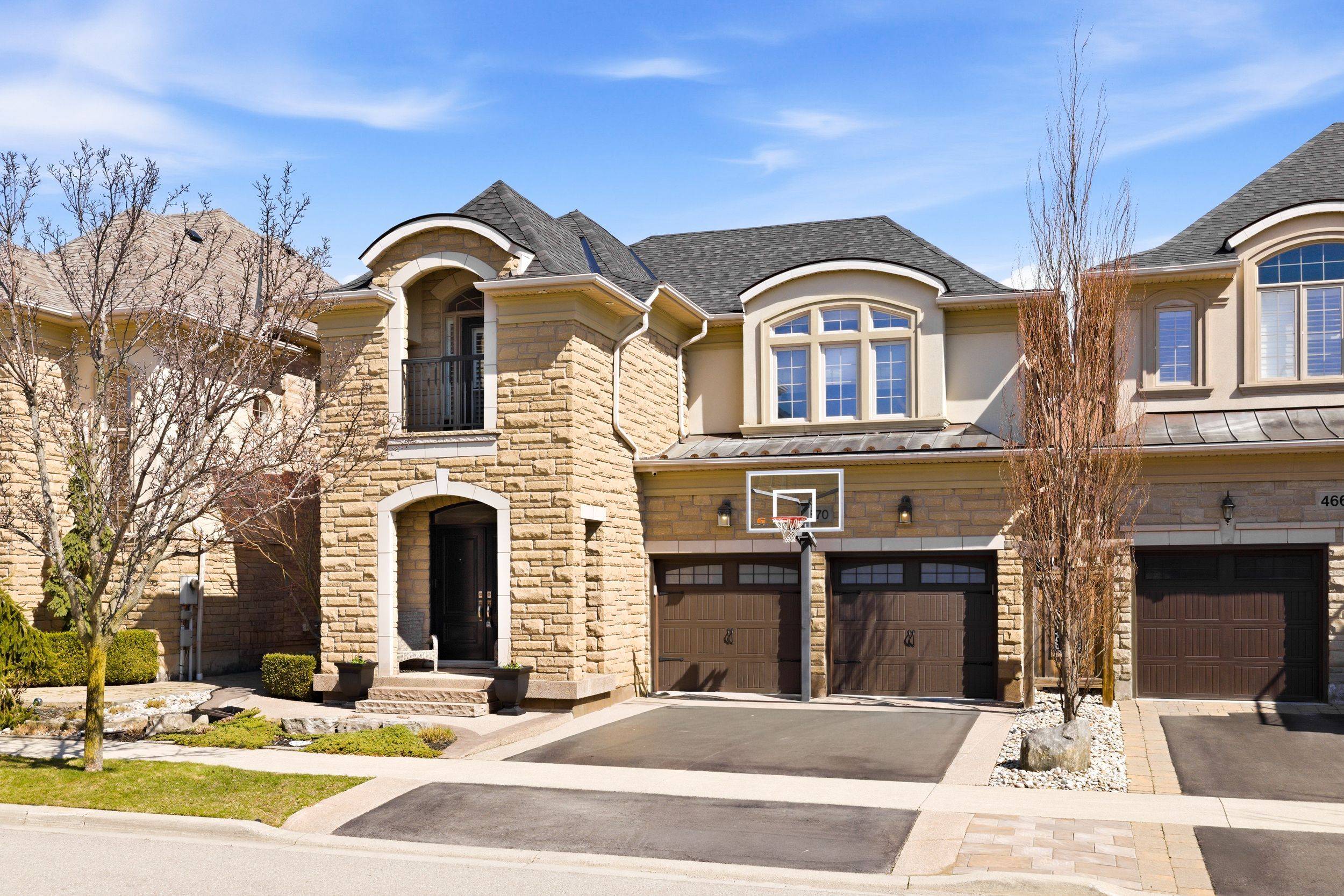 4670 Bracknell RD, Burlington, ON L7M 0E3