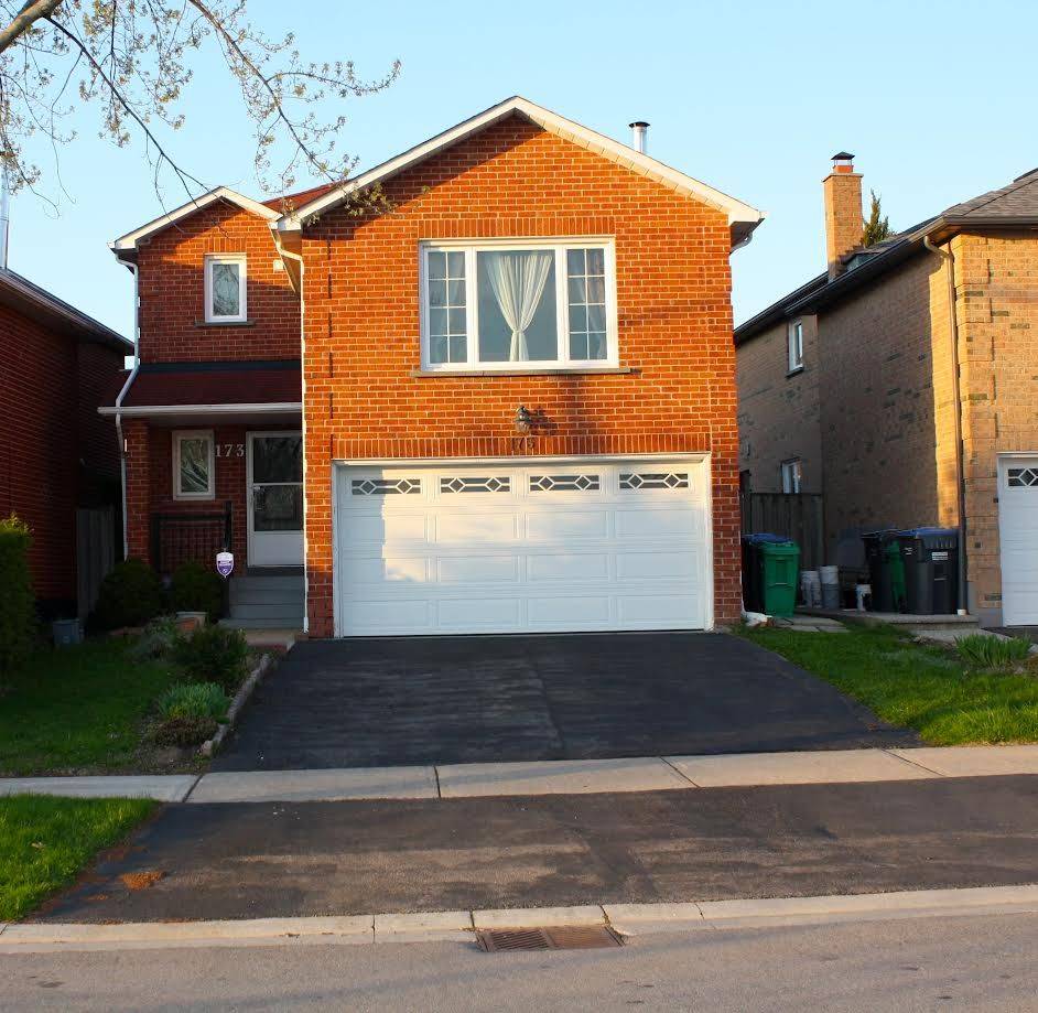 173 Lech Walesa DR, Mississauga, ON L5B 3H1
