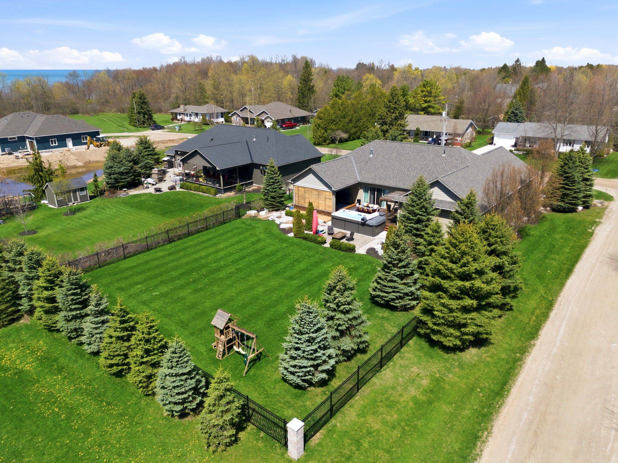 74764 Elm CRES, Bluewater, ON N0M 1G0