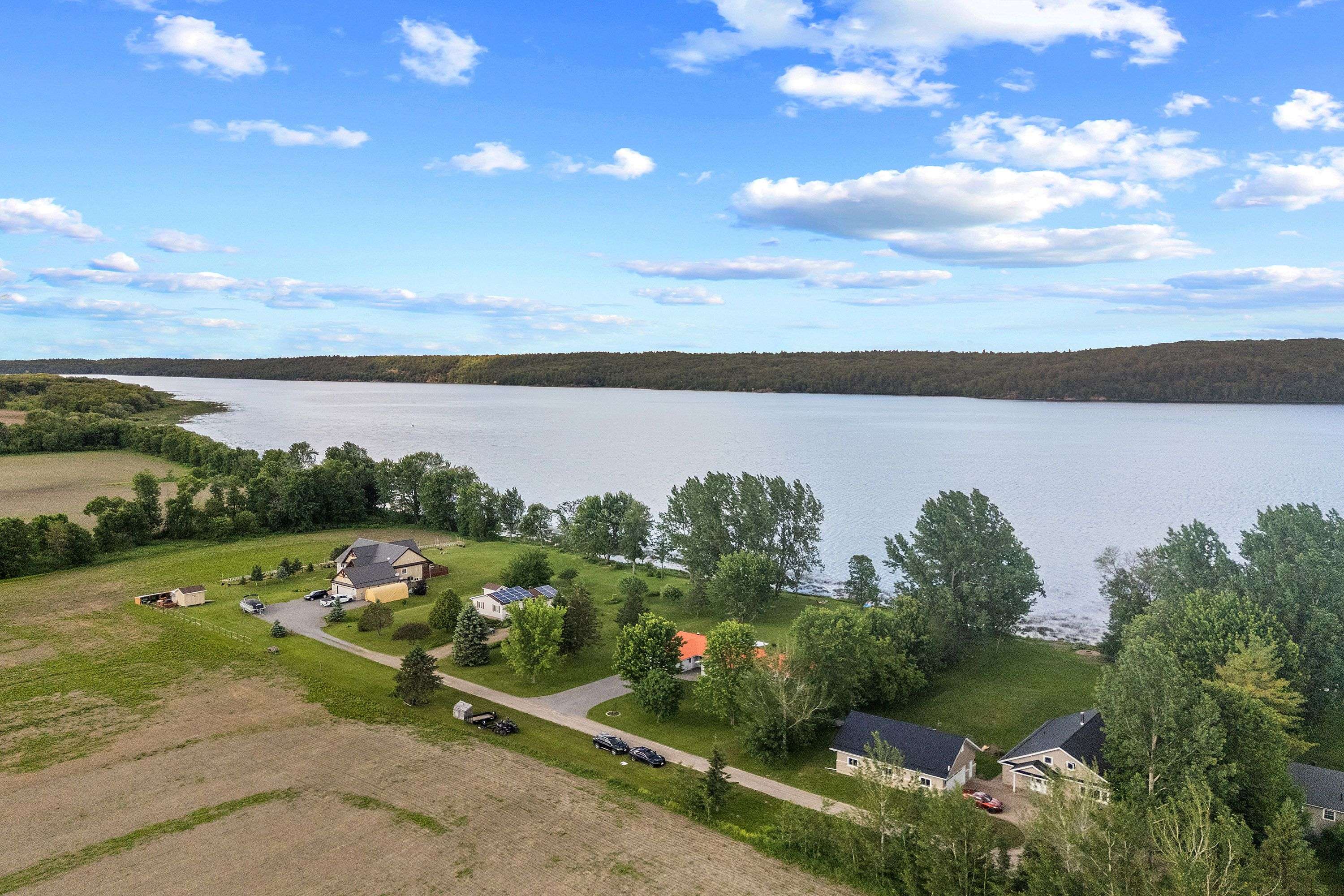34 Bird Lake TRL, Whitewater Region, ON K0J 1K0
