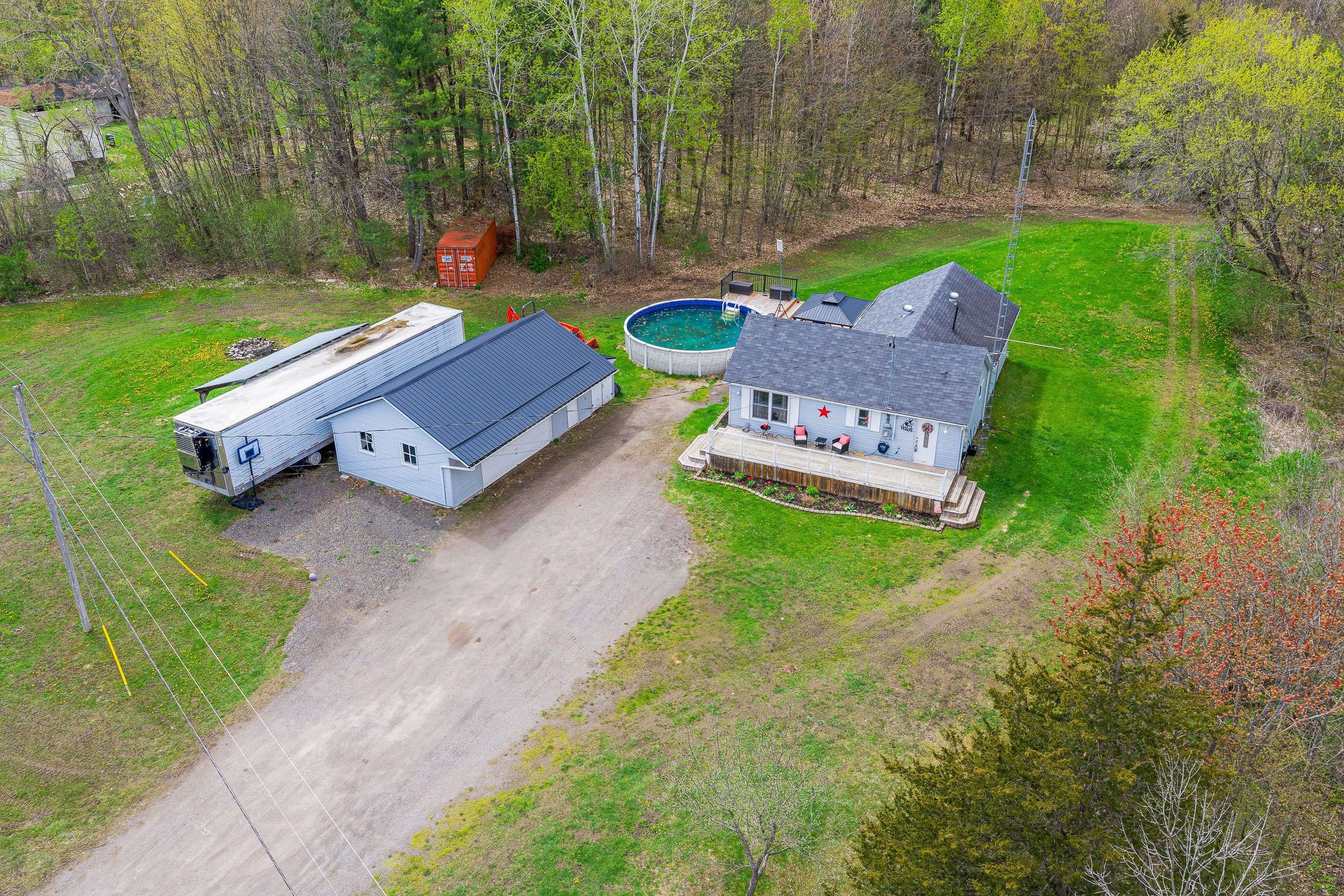102 Junetown RD, Front Of Yonge, ON K0E 1R0
