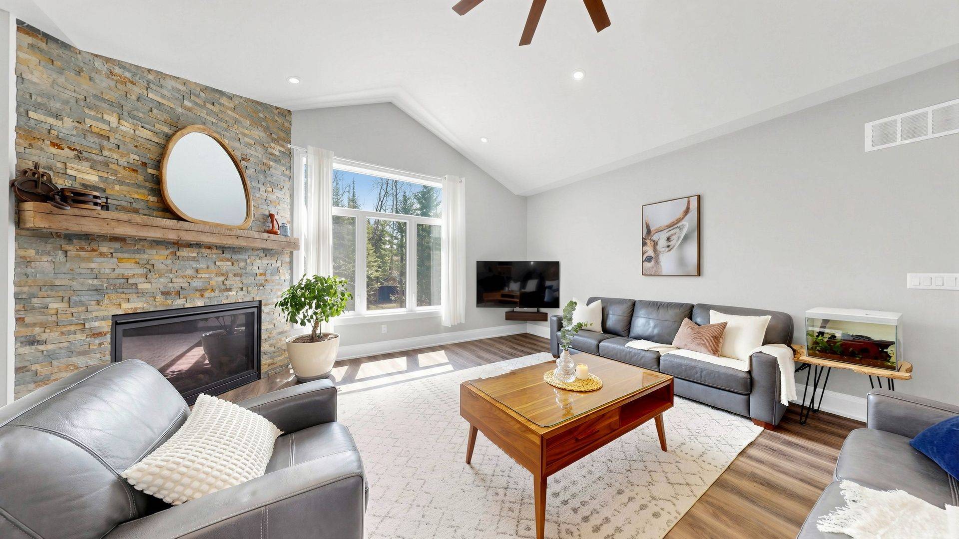 99 Kagawong RD, Kawartha Lakes, ON K0M 1G0