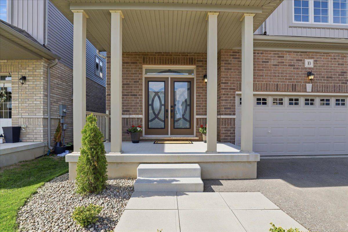 10 Gourlay Farm LN, North Dumfries, ON N0B 1E0