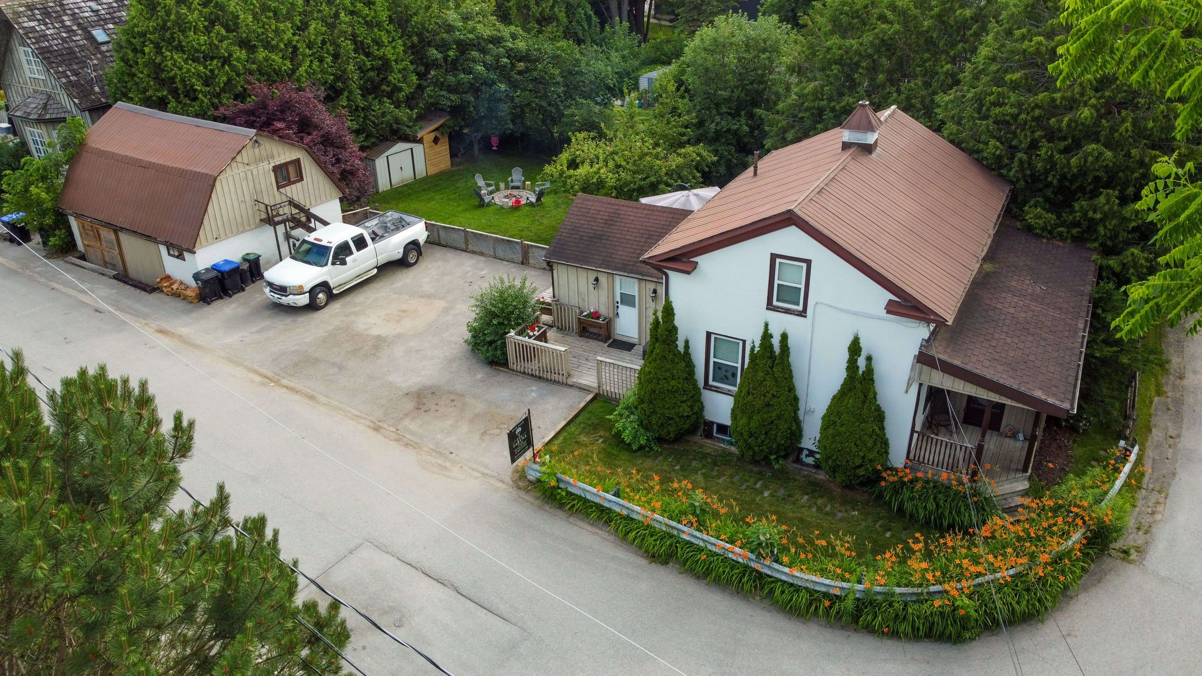 5 East John ST N, Innisfil, ON L0L 1L0