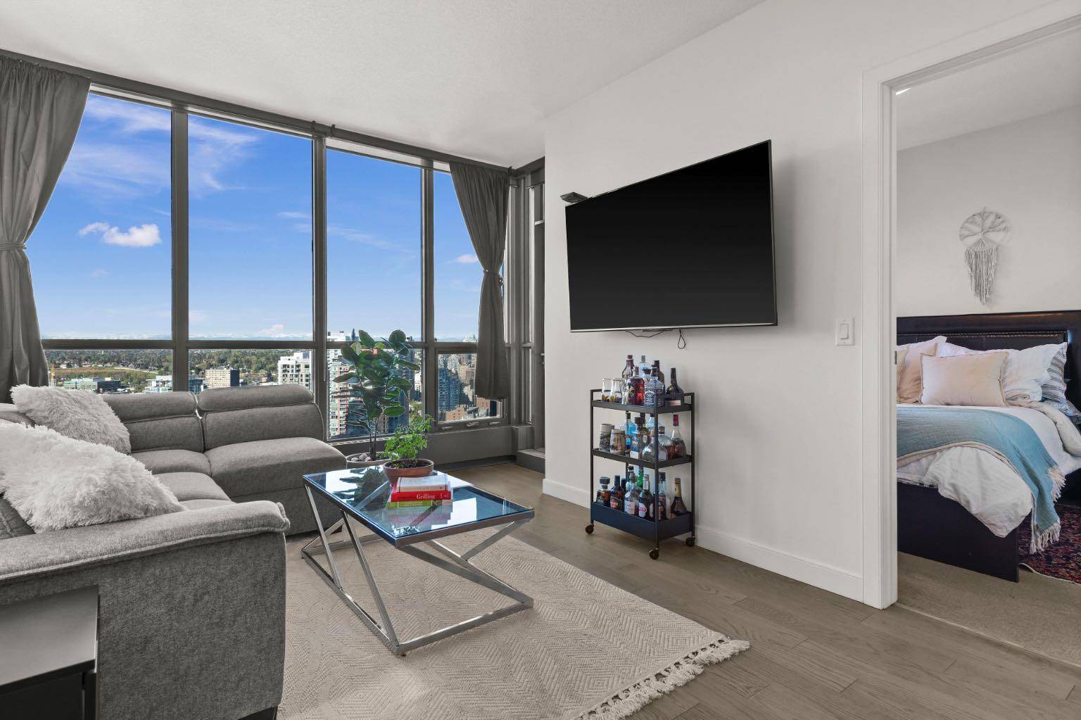 225 11 AVE SE #2908, Calgary, AB T2G 0G3