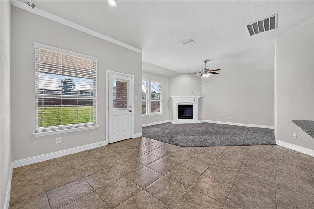 1909 Moonsail Lane, Denton, TX 76210