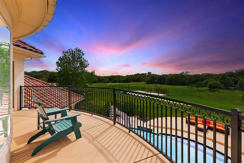 811 Noble Champions Way, Bartonville, TX 76226