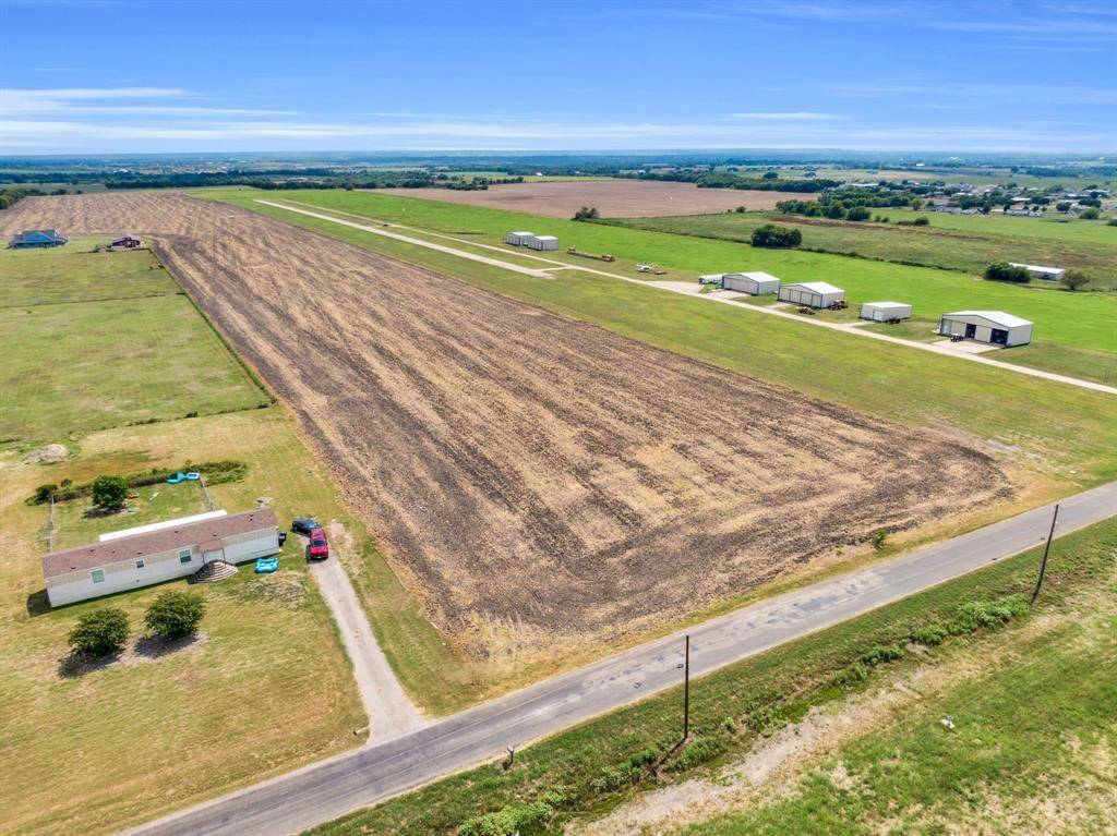 345 N Armstrong Road, Venus, TX 76084