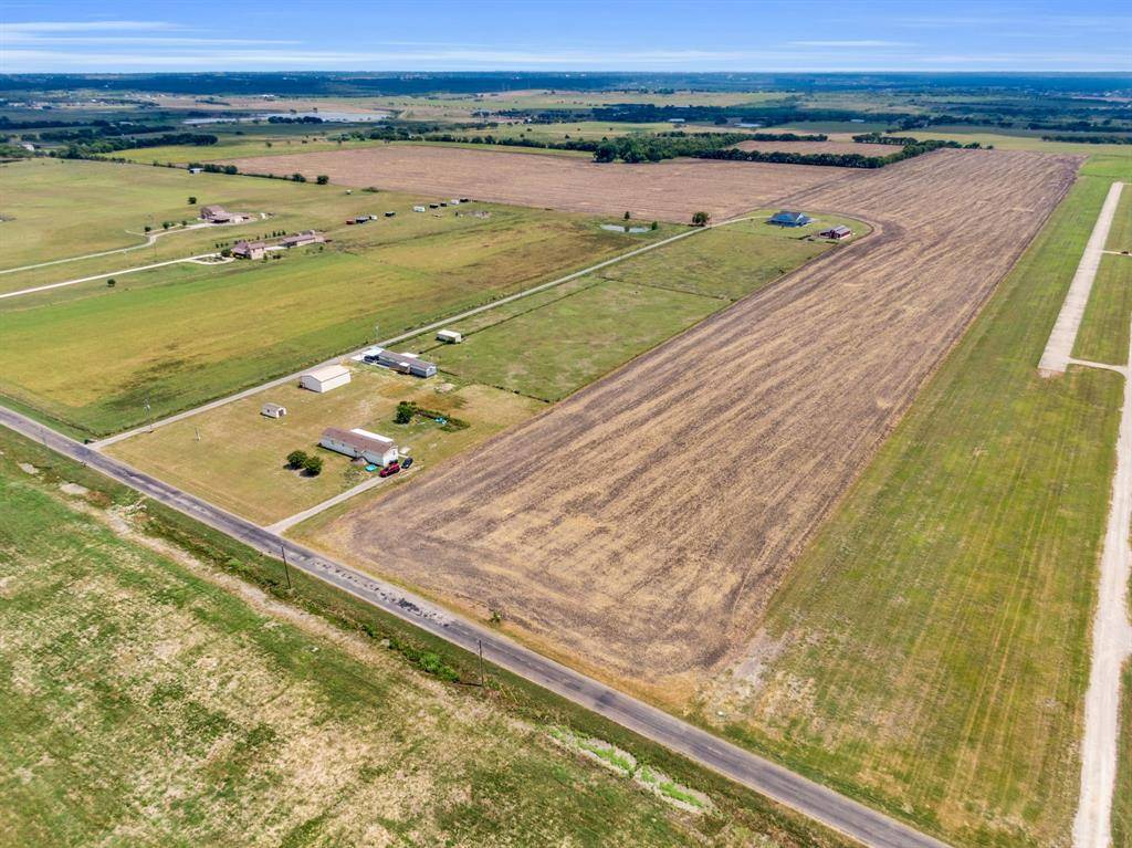 345 N Armstrong Road, Venus, TX 76084