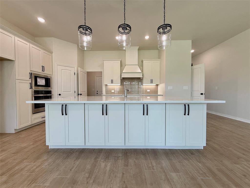 130 Lasso Loop, Lorena, TX 76655