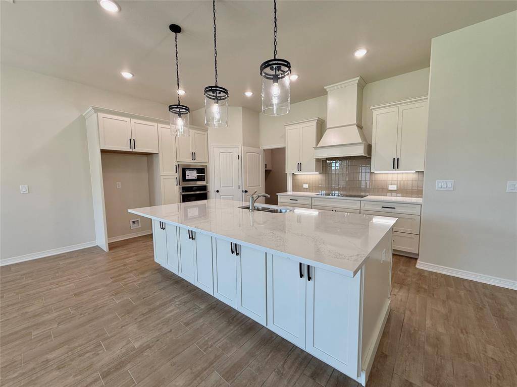 130 Lasso Loop, Lorena, TX 76655
