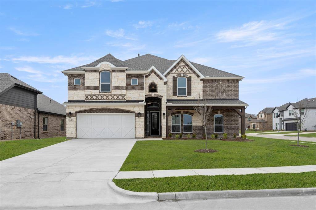 341 Loretta Lane, Burleson, TX 76028