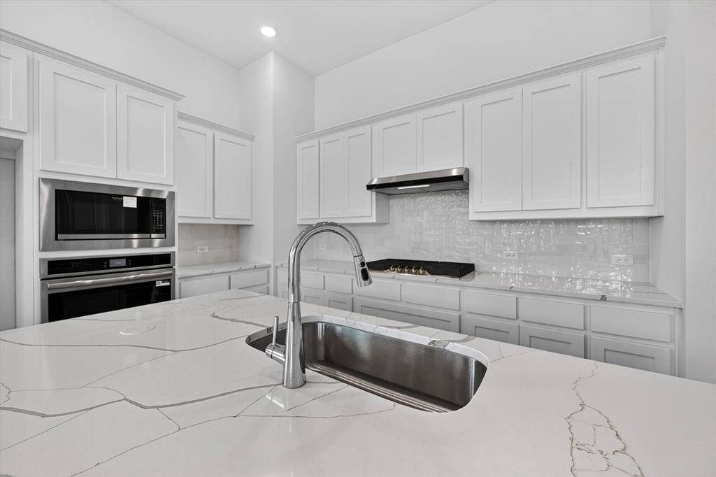 1612 Sidecar Street, Fort Worth, TX 76052