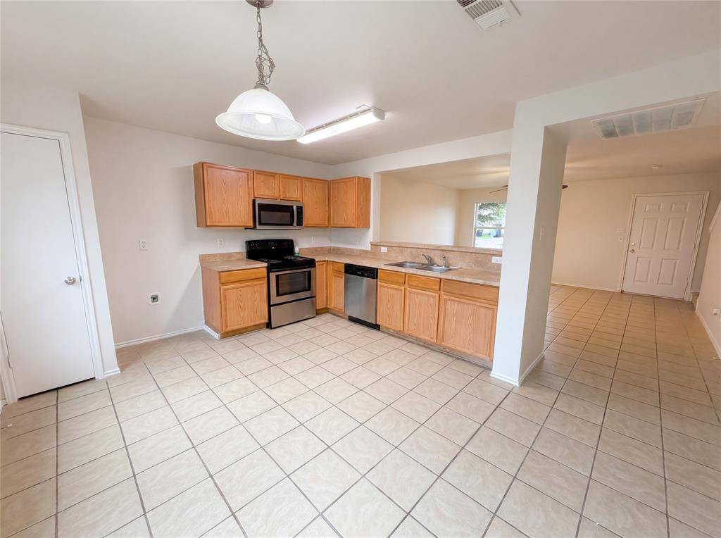 7434 Pineberry Road, Dallas, TX 75249