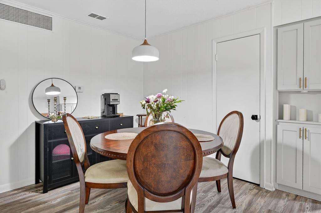1224 S Lang Avenue, Denison, TX 75020