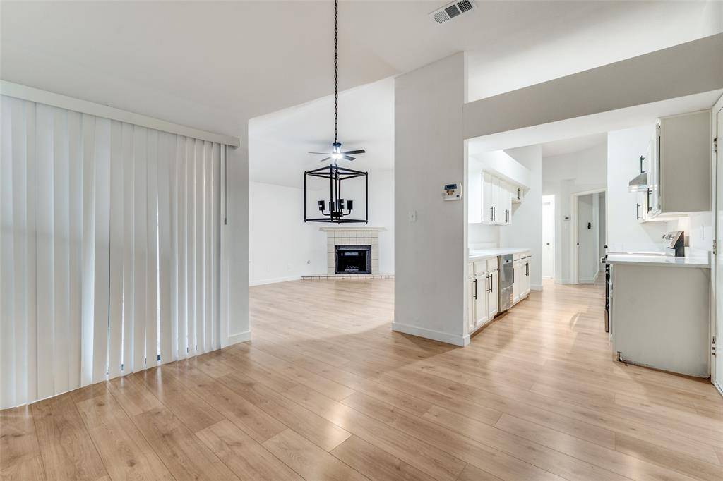 10316 Ridge Oak Street, Dallas, TX 75227