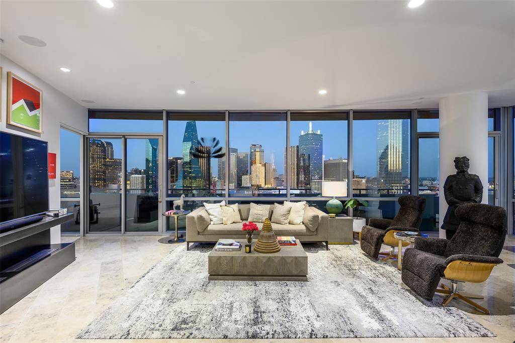 2200 Victory Avenue #2304, Dallas, TX 75219