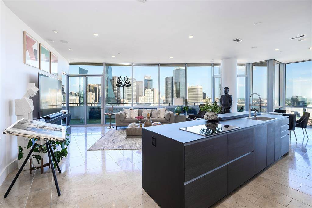 2200 Victory Avenue #2304, Dallas, TX 75219