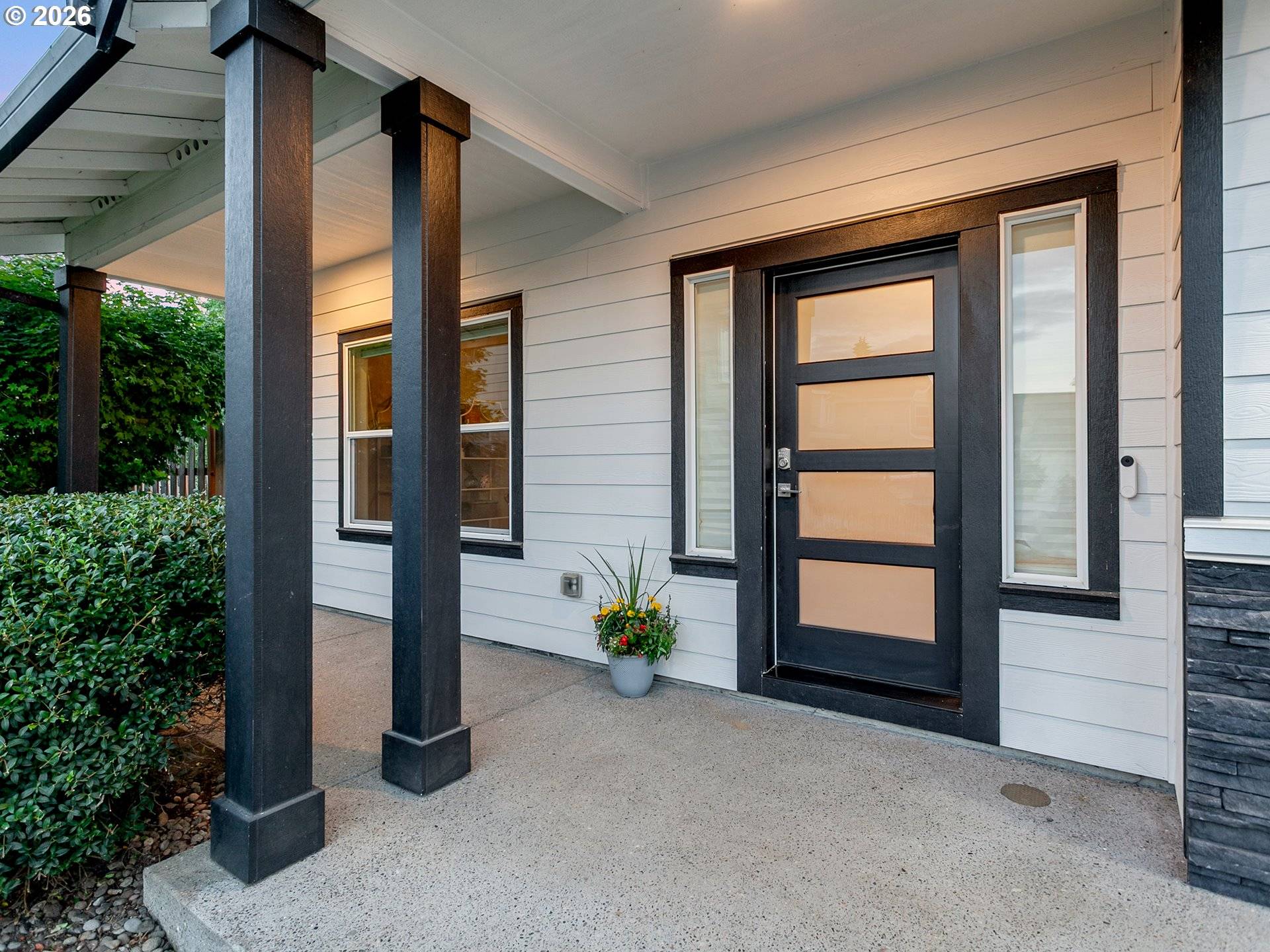 1040 DONNA LYNN WAY, Gladstone, OR 97027