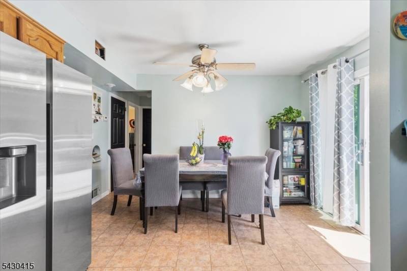 62 Front St, Paterson City, NJ 07522