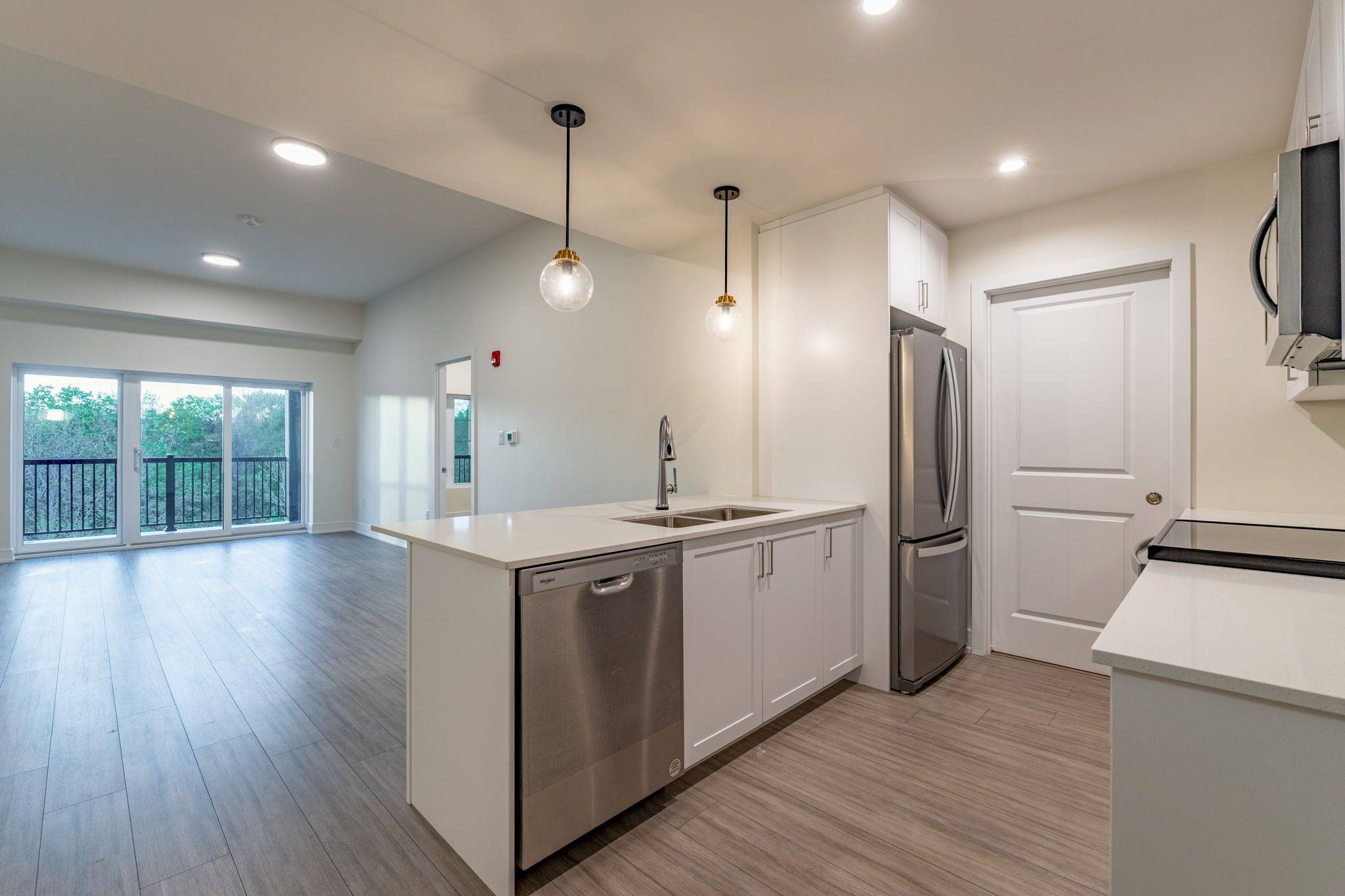 121 Mary ST #416, Clearview, ON L0M 1G0
