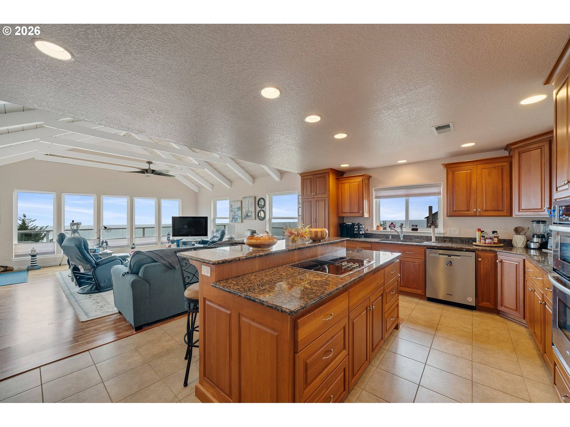 503 KESTERSON CT, Rockaway Beach, OR 97136