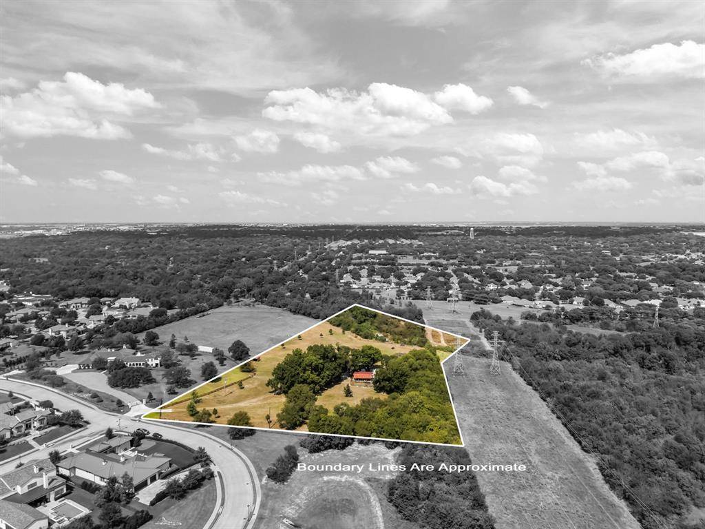 8317 Marys Creek Drive, Benbrook, TX 76116