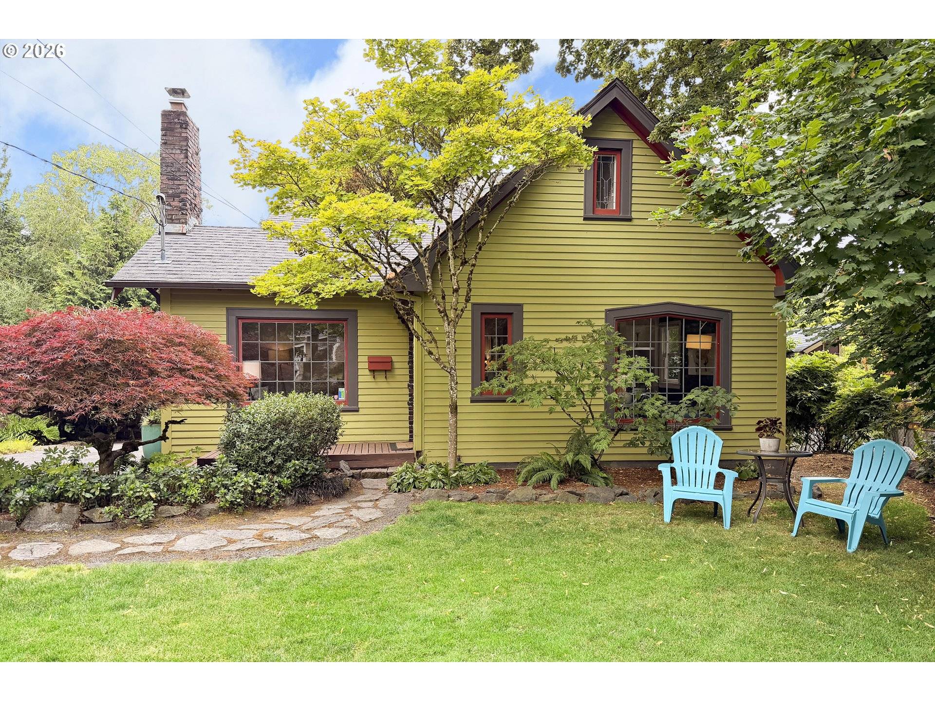 4406 SW LOBELIA ST, Portland, OR 97219