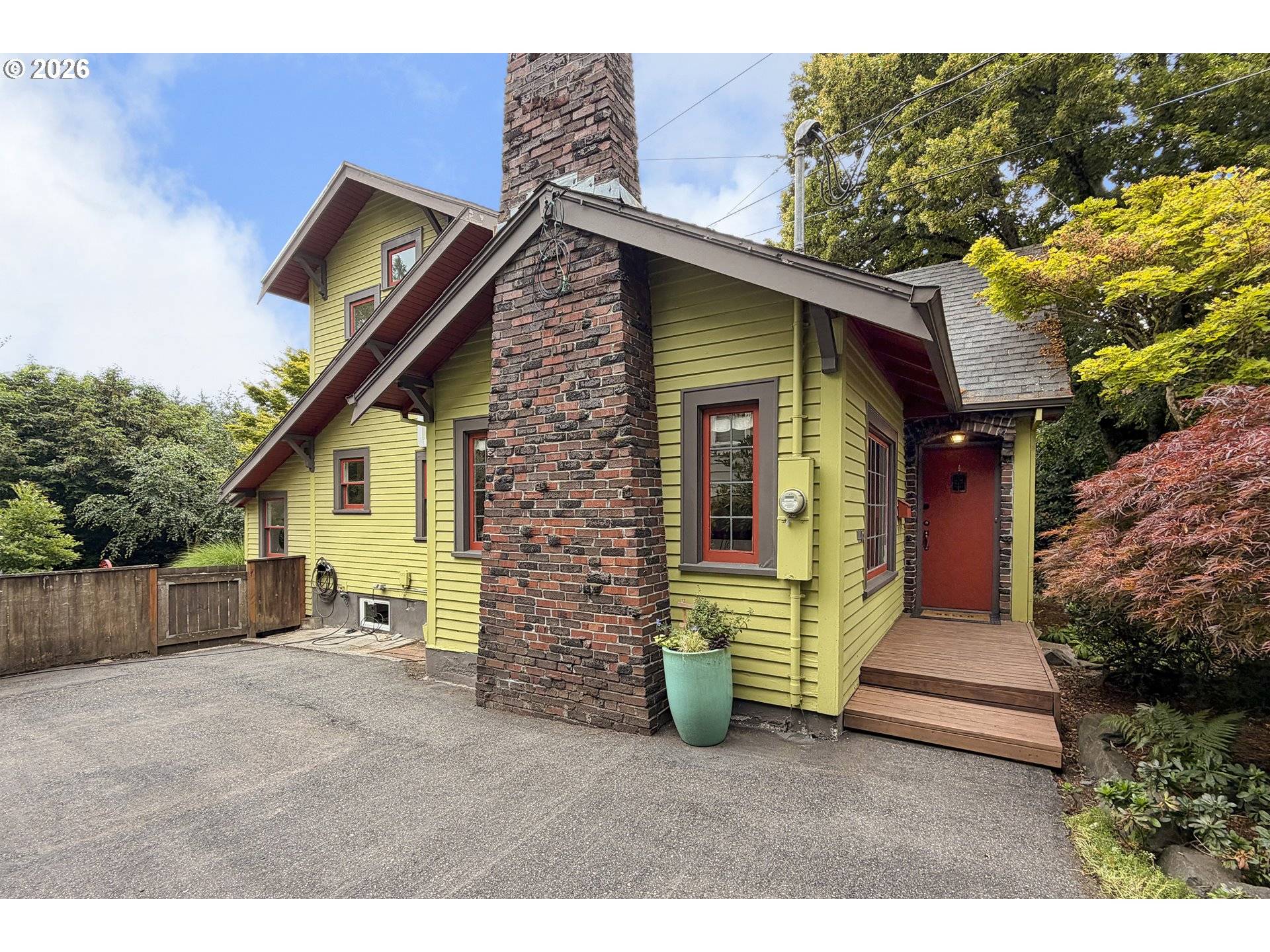 4406 SW LOBELIA ST, Portland, OR 97219