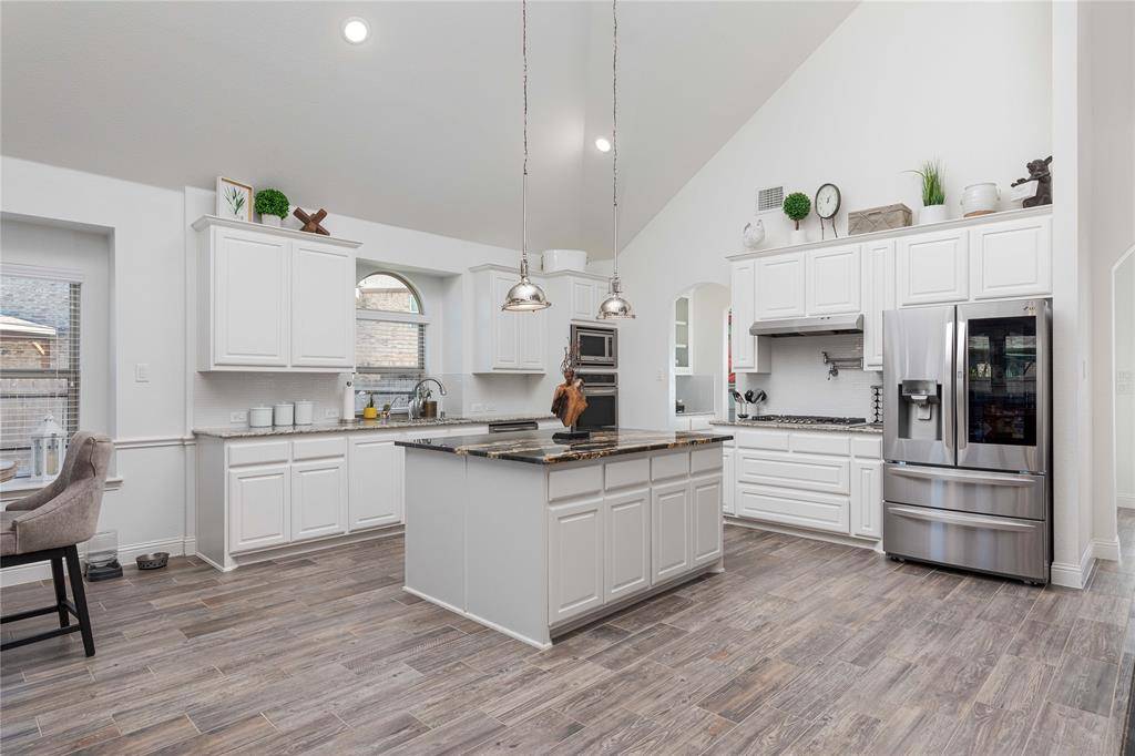 1008 Hummingbird Court, Forney, TX 75126